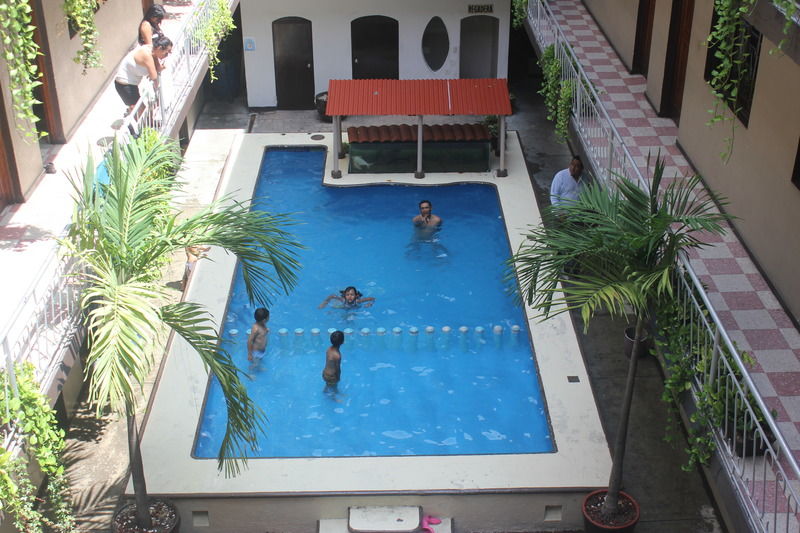 Sevillano Acapulco Exterior foto